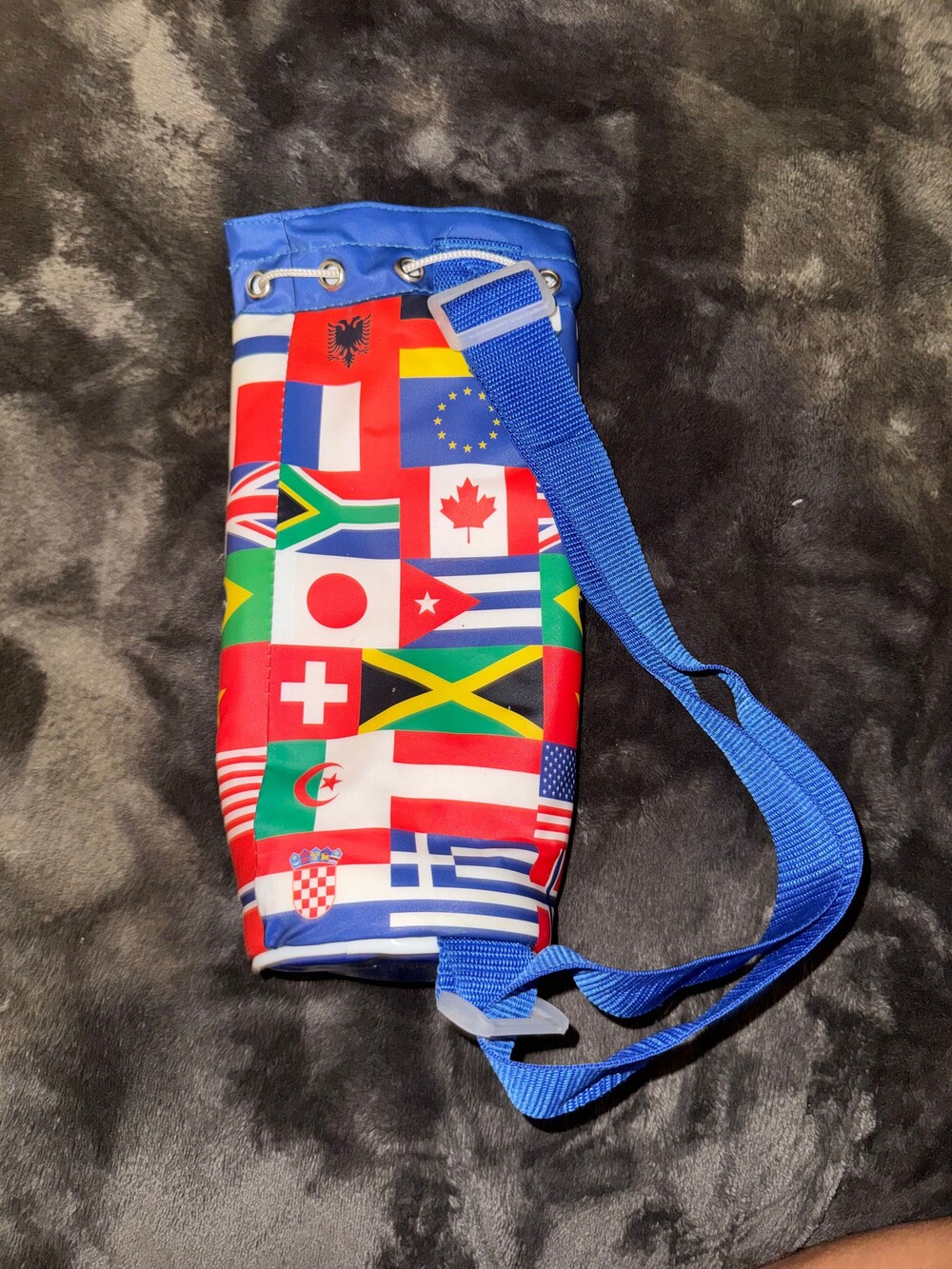 Flag Pattern Drawstring Bag with Blue Adjustable Strap